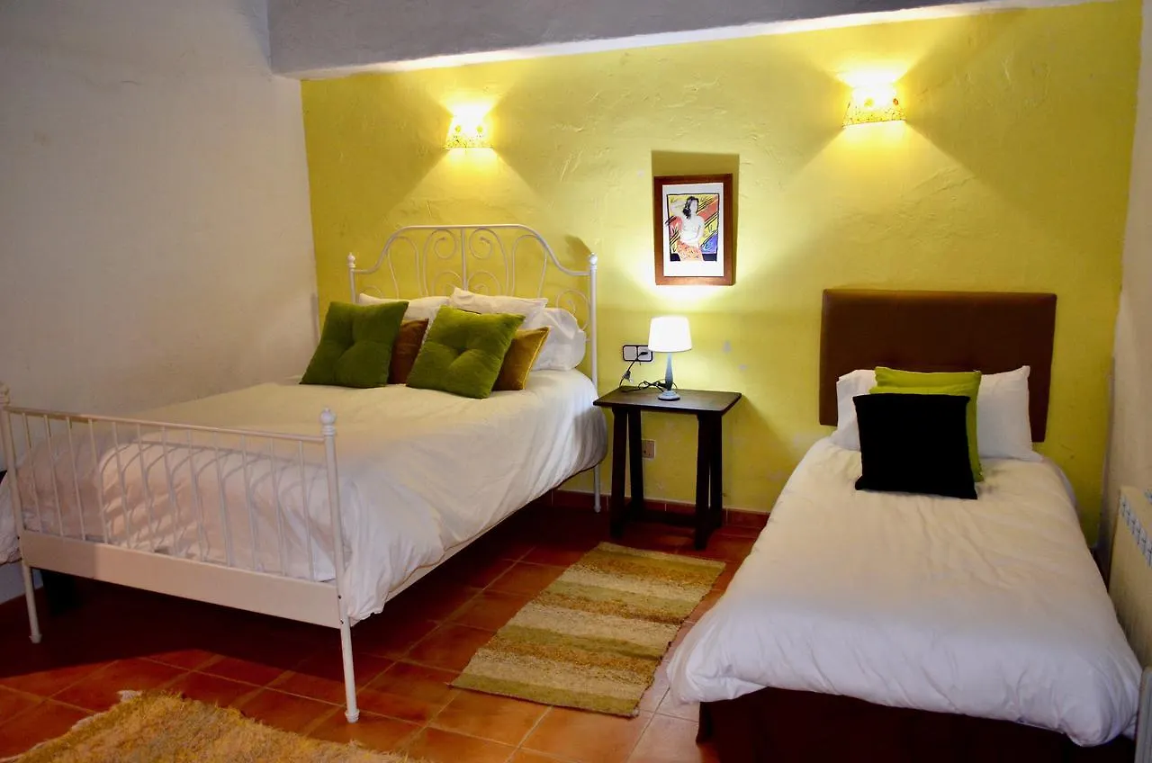 Hotel Restaurante Bandolero 2*, Juzcar Spain